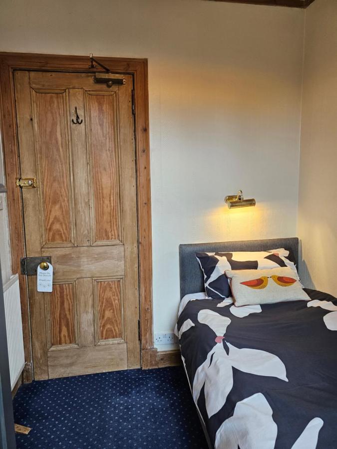 Bed & Breakfast Smiths EDI
